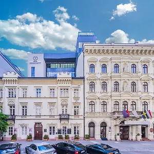 **** Hotel President Hungary